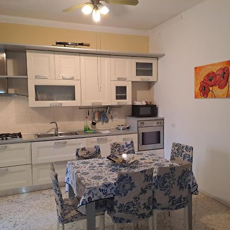 Casa Momy Appartement Lecce Buitenkant foto